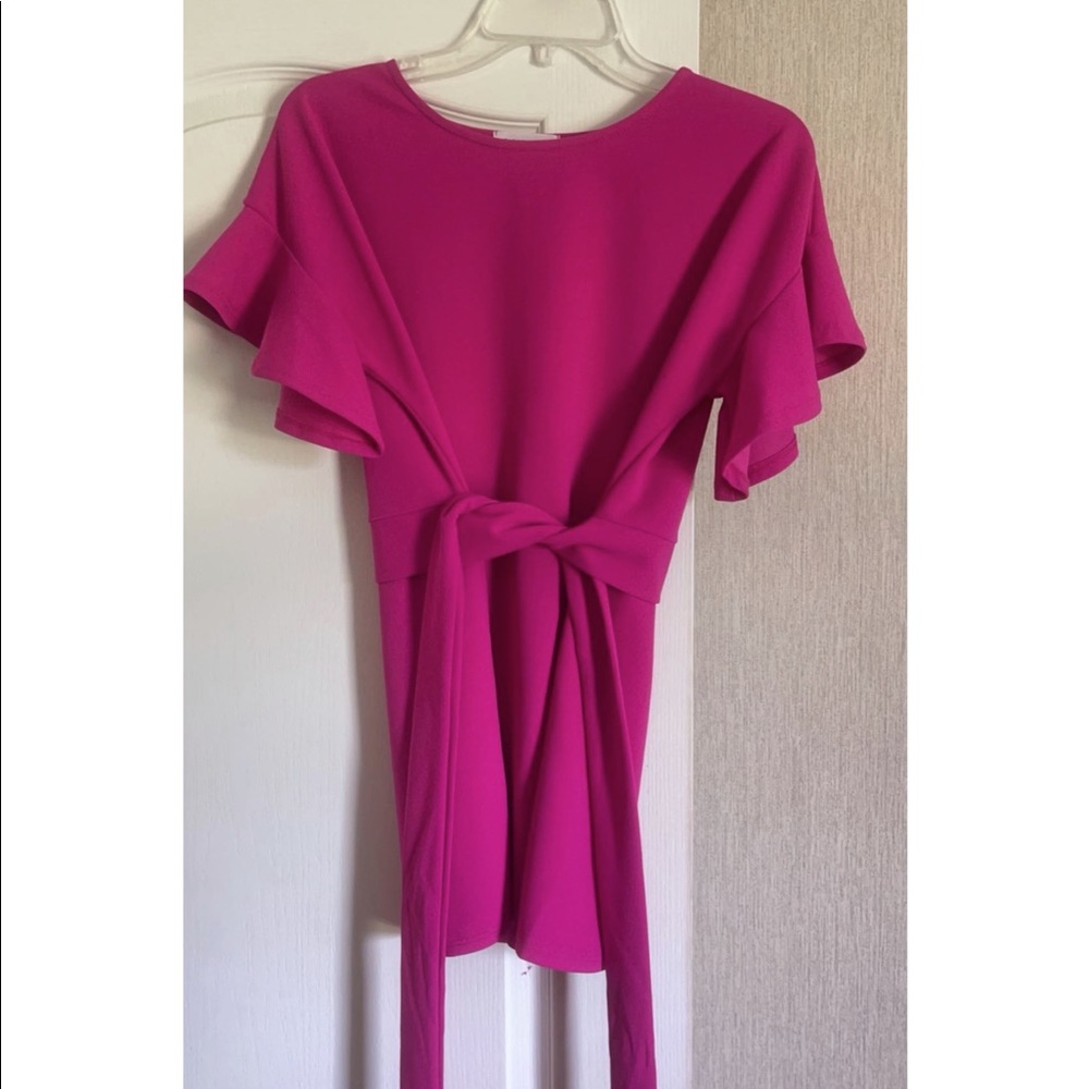Pink boutique top, size medium, worn a few times